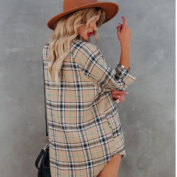 Vici- TUCKER COTTON BLEND POCKETED PLAID DRESS - Picture 4 of 7